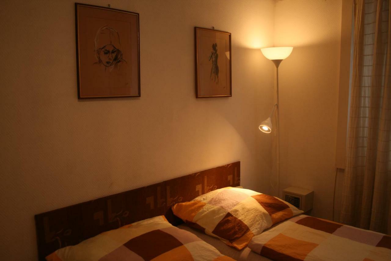 Margaret Bridge Studio Apartment Budapest Exteriör bild